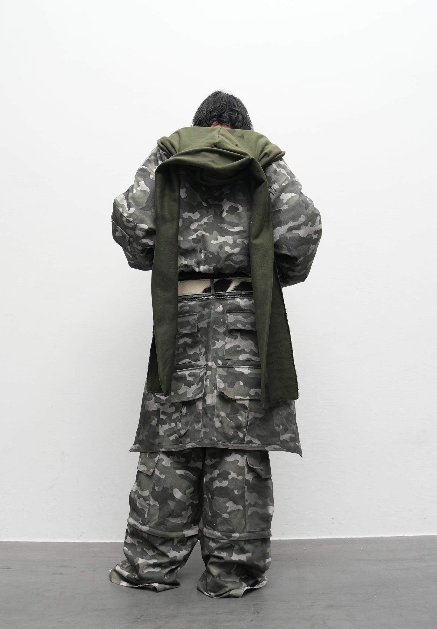 "CN44 DIRTY GREEN CAMO PANTS"